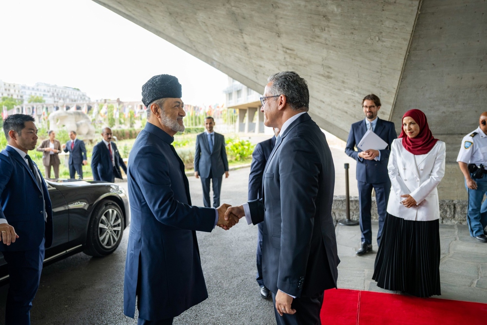 His Majesty visits UNESCO Headquarters