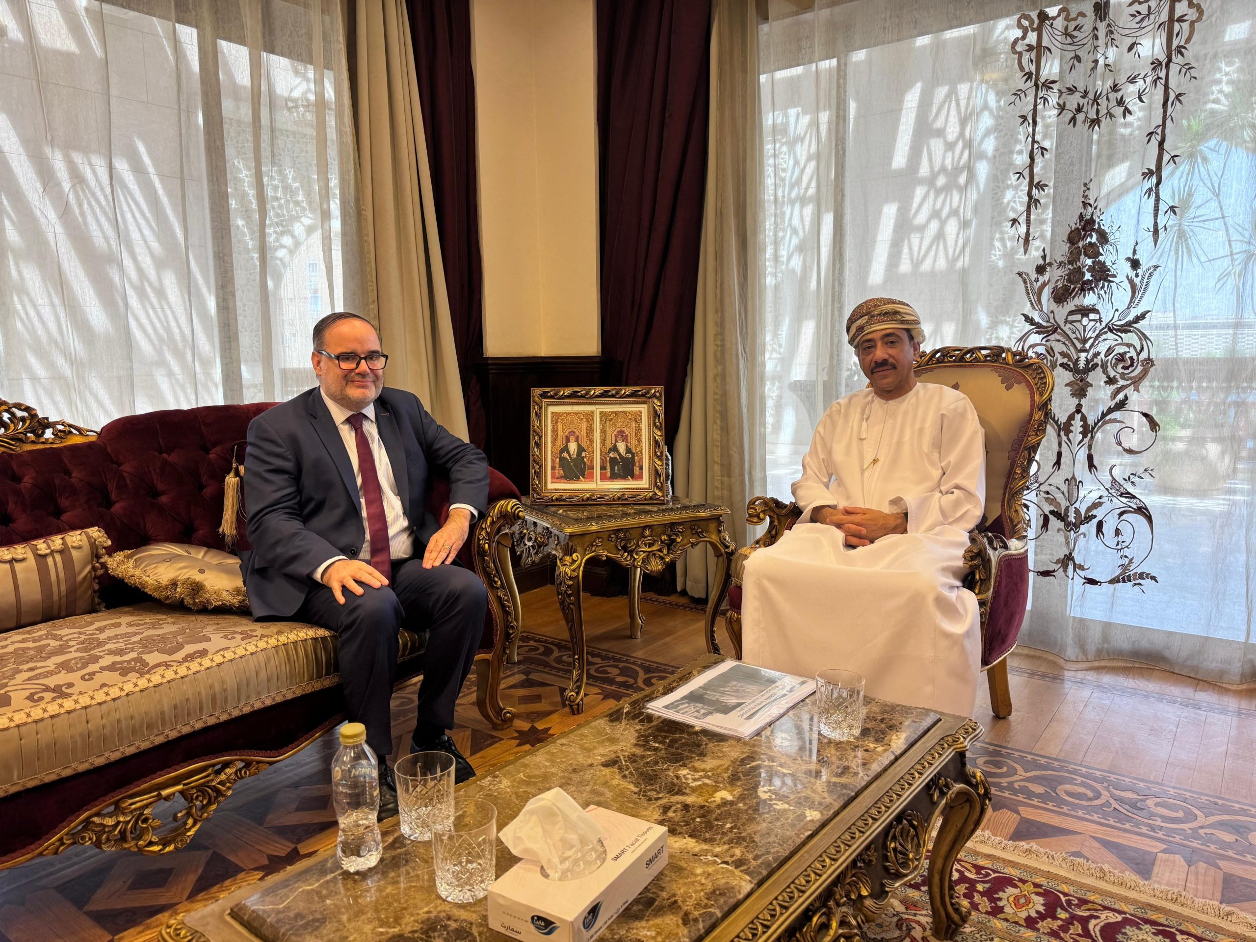 Egypt: Ambassador receives UNRWA West Bank Director