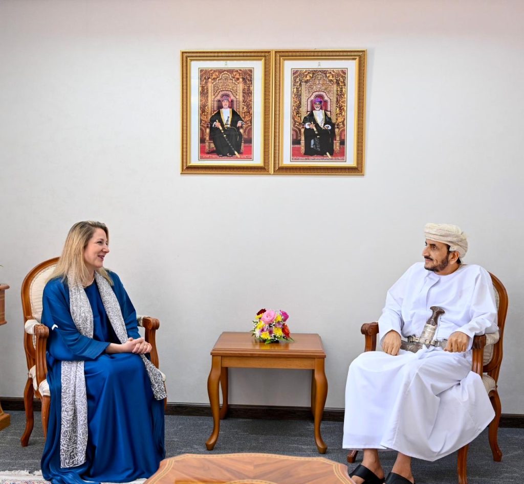 وكيل الوزارة للشؤون السياسية يلتقى مسؤولة التبرعات باليونيسيف