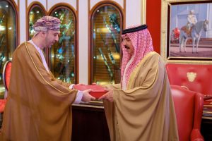 His Majesty the Sultan sends a written message to the King of Bahrain