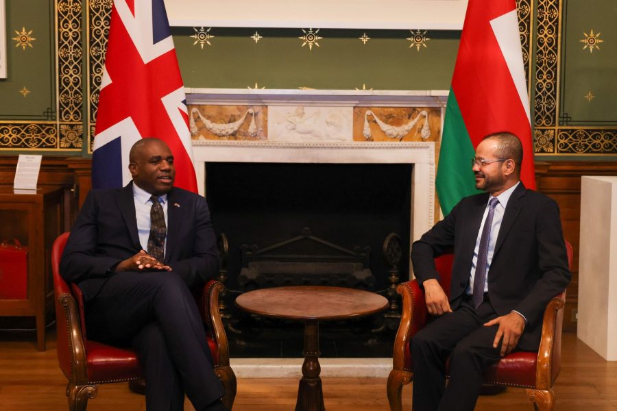 Minister meets UK Foreign Secretary