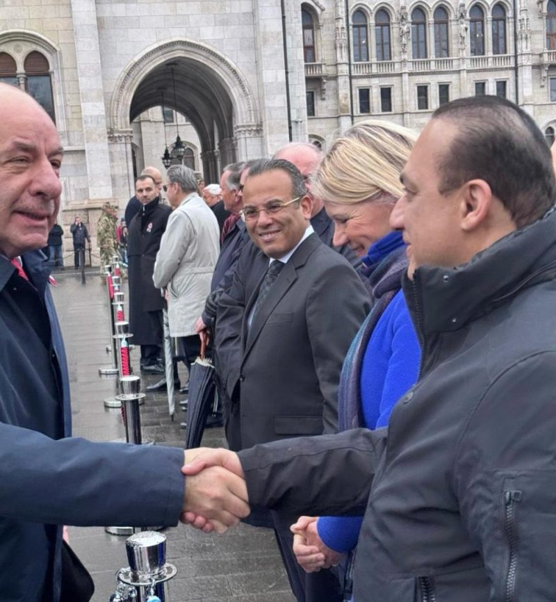 المجر: سفير سلطنة عُمان يشارك في احتفال يوم الاستقلال