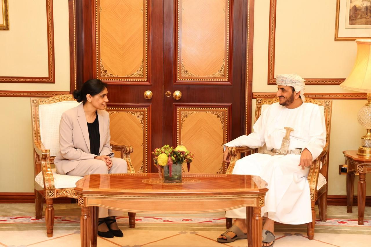 Political Undersecretary meets the British Ambassador to Yemen