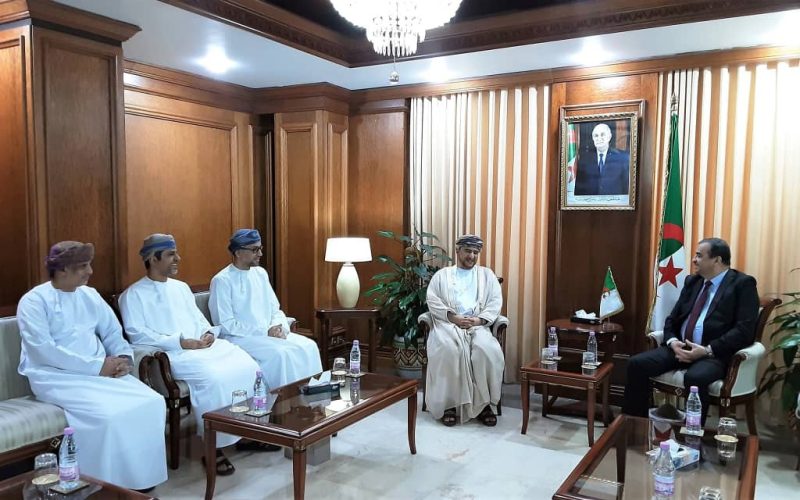 Algeria: Minister of hydrocarbons and mines receives Omani Ambassador