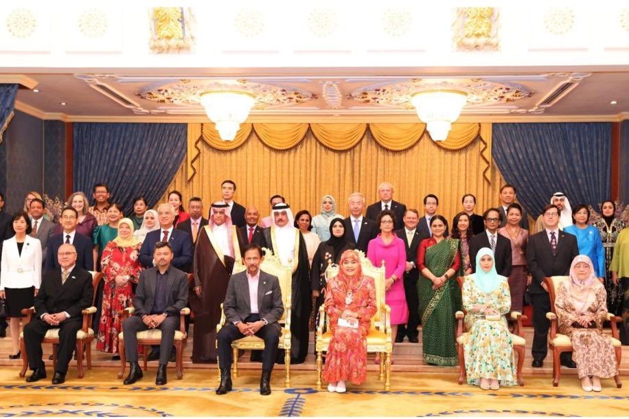 Oman-ambassador-to-Brunei-Erma-AlKathiry-attends-reception