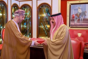 His Majesty the Sultan sends a written message to the King of Bahrain