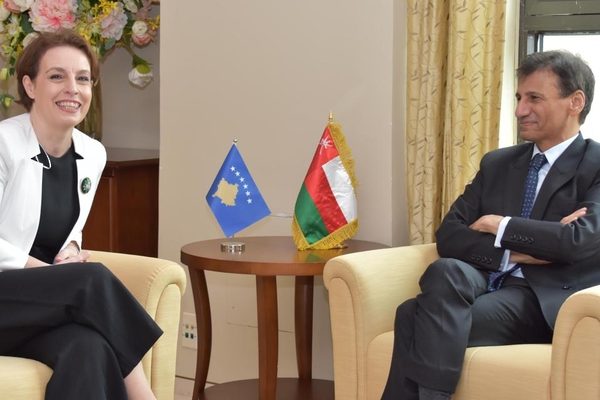 Deputy Prime Minister and Minister of Foreign Affairs and Expatriates of the Republic of Kosovo praises the efforts of the Sultanate of Oman in promoting security, peace and coexistence.