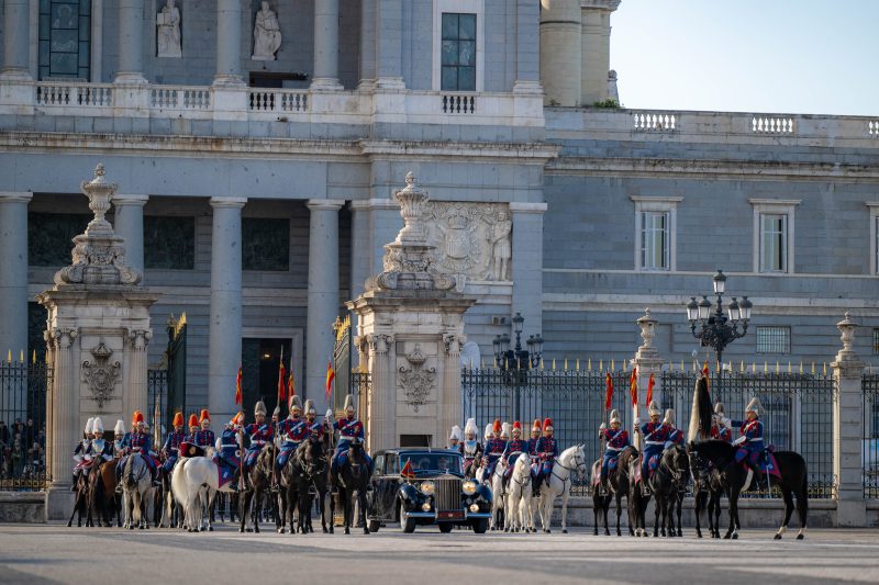 Official reception for His Majesty in Madrid