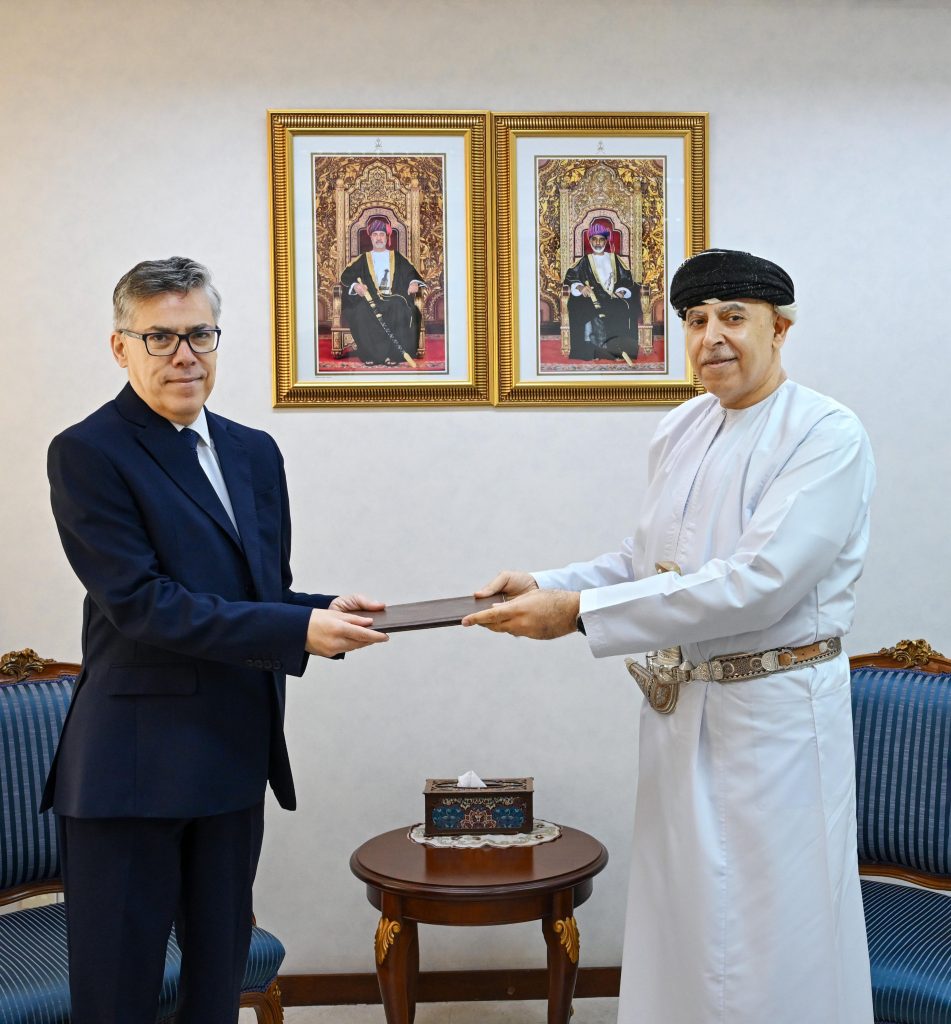 Administrative Undersecretary receives credentials of Syrian Chargé d’Affaires
