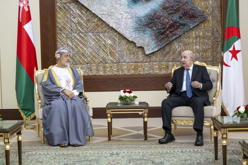 His Majesty and the Algerian President hold a bilateral meeting and official talks