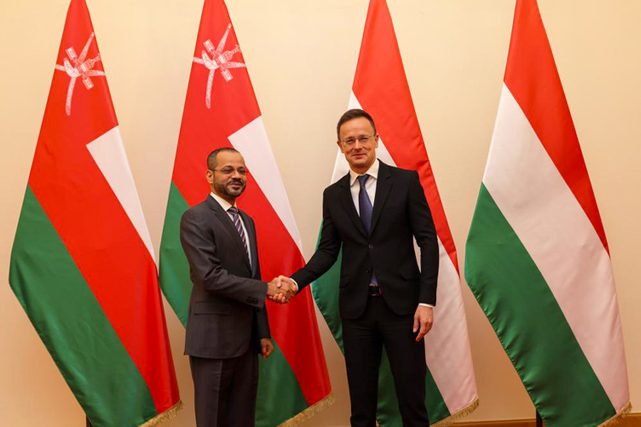 Oman-Foreign-Minister-meets-Hungarian-Foreign-and-Trade-Minister