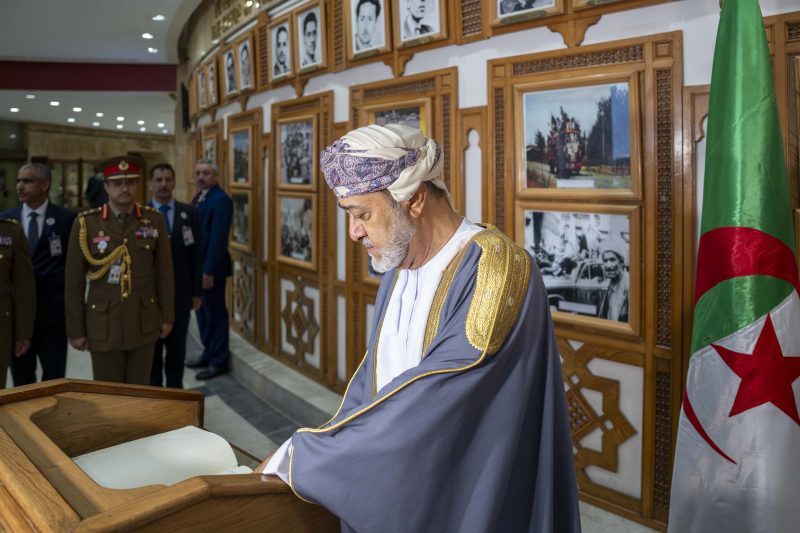 His Majesty visits martyrs’ memorial and national mujahid museum in Algeria