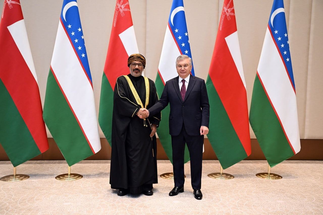 Uzbekistan: Uzbek President receives Minister of Economy