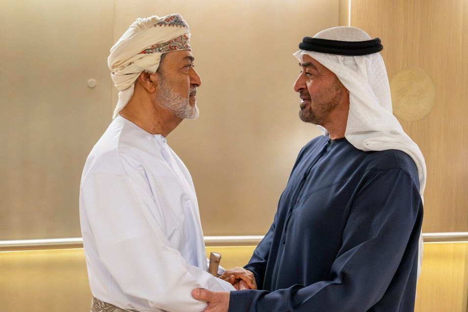 جلالة السُّلطان المعظّم يقوم بزيارة أخويّة إلى الإمارات