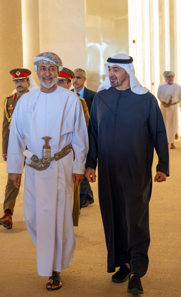 جلالة السُّلطان المعظّم يقوم بزيارة أخويّة إلى الإمارات