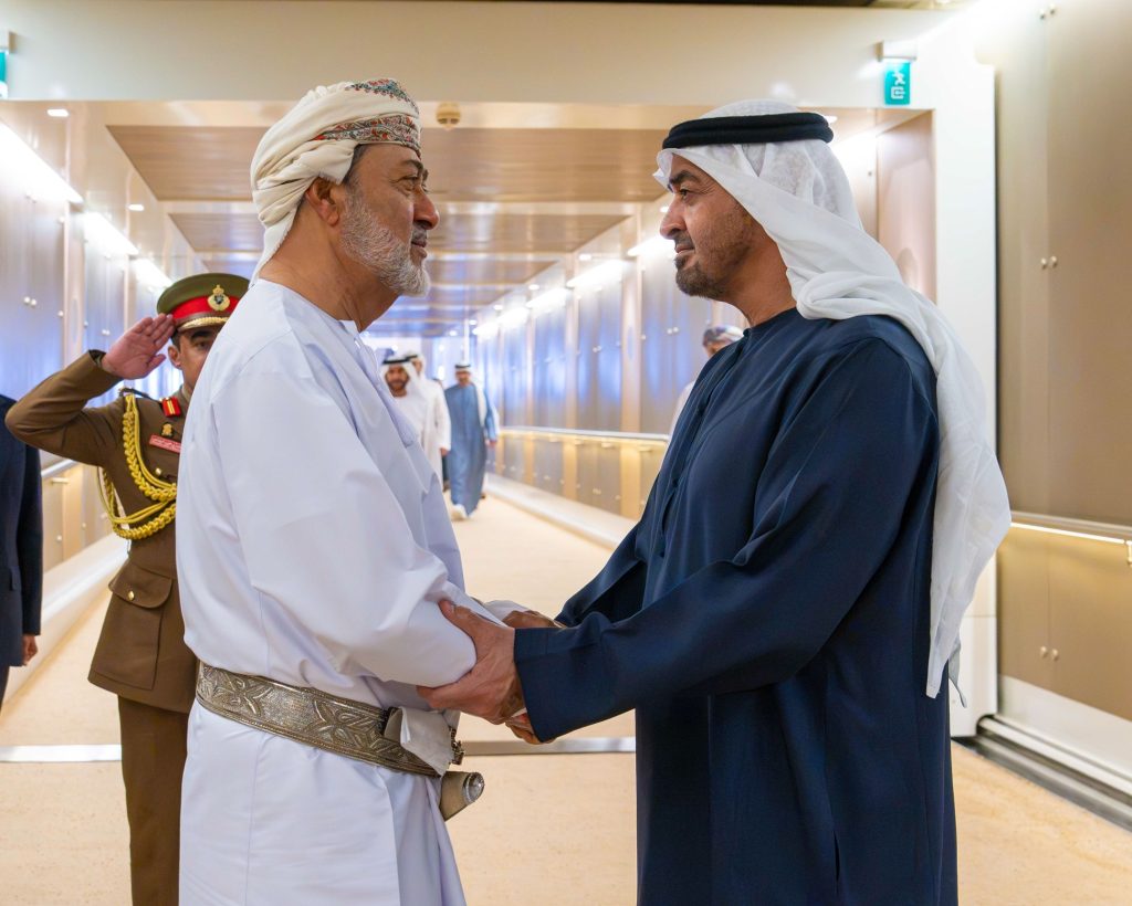 جلالة السُّلطان المعظّم يقوم بزيارة أخويّة إلى الإمارات