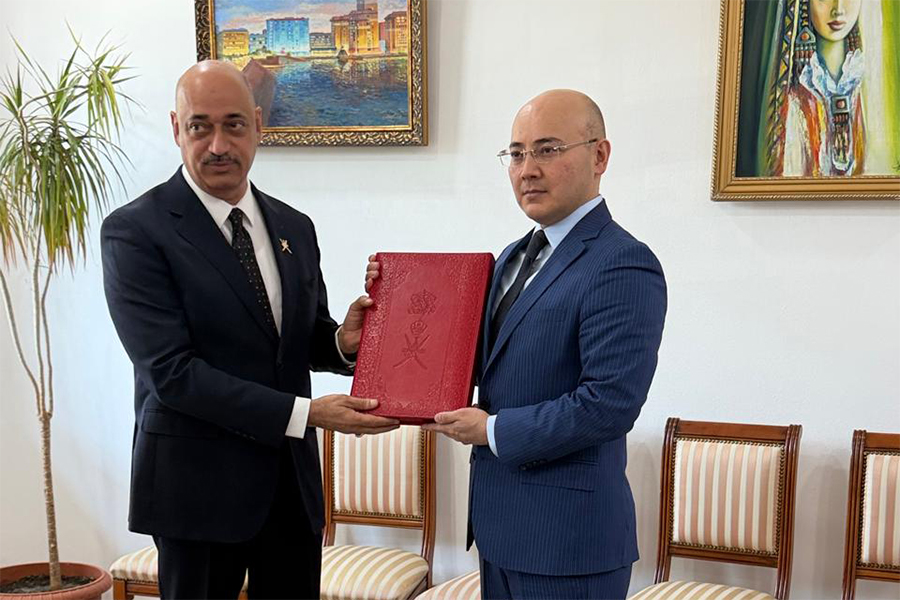 His Majesty Sultan Haitham bin Tarik sends a written message to President Qassem Gomart Tokayev