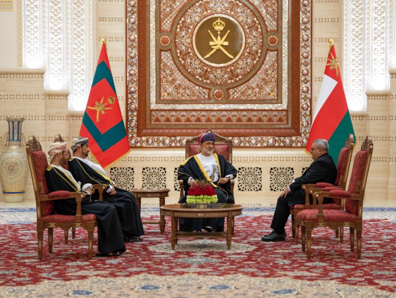  سعادة السفير / هراتشيا بولاديان سفيرًا فوق العادة مفوضًا من قِبل فخامـة الرئـيس/ فاهاجن خاتشاتوريان رئيس جمهورية أرمينيا، معتمدًا لدى سلطنة عُمان.