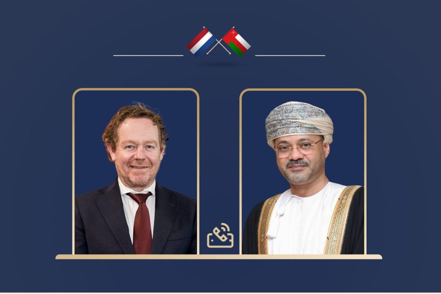 Minister in phone call with his Dutch counterpart